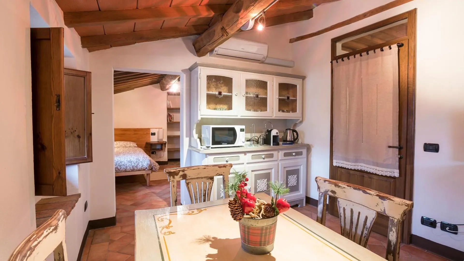 Casa Monteloro Anghiari 0*,