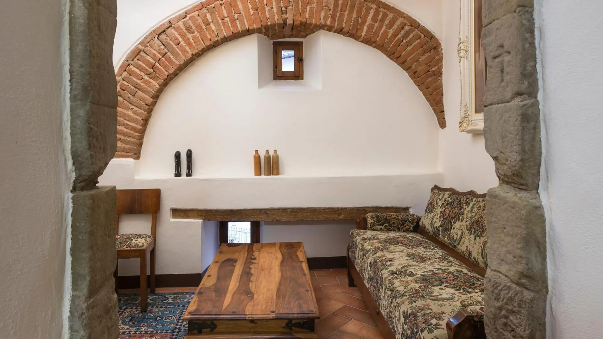 Casa Monteloro Anghiari 0*,